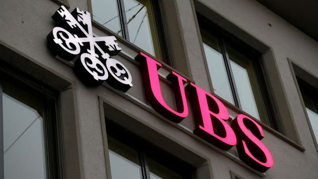 UBS altın fiyat tahminlerini yükseltti, baz metalleri düşürdü