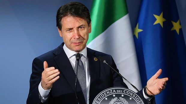 İtalya Başbakanı Giuseppe Conte, görevinden istifa edeceğini açıkladı