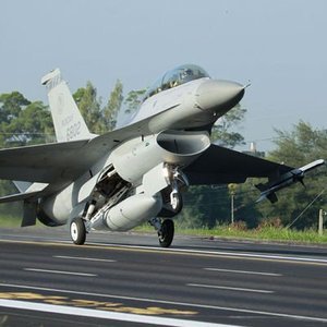 ABD TAYVAN'A 8 MİLYAR DOLARLIK F-16 SATIŞINI ONAYLADI