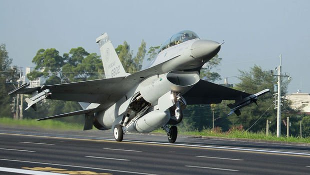 ABD Tayvan'a 8 milyar dolarlık F-16 satışını onayladı