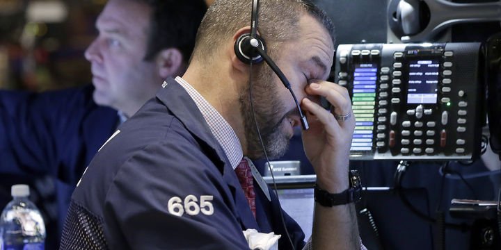 ABD borsaları ticaret savaşına teslim