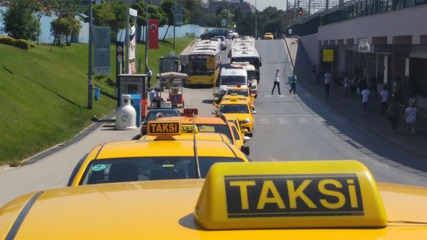Taksi zammıyla İstanbul'da ulaşım paketi 97 liraya çıktı