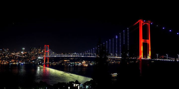 2231692_720x360.jpg
