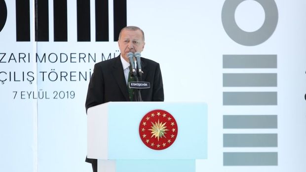 Erdoğan: İnanıyorum ki faiz daha da düşecek