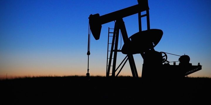 ABD petrol fiyatı tahminini düşürdü