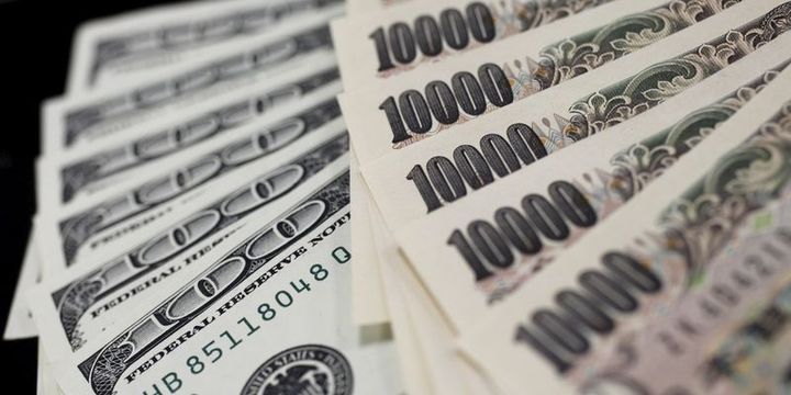 Yen "güvenli liman" talebinin düşmesi ile değer kaybetti