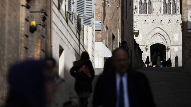 İtalya'da işsizlik ikinci çeyrekte düştü