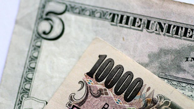 Yen dolar karşısında 6 haftanın düşüğünü gördü