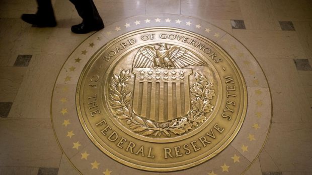 Fed tutanakları: Yetkililer risklere dikkat çekti, indirimlere ara için anlaştı