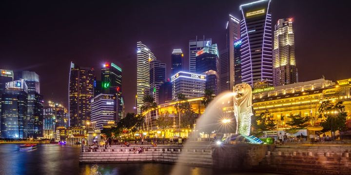 Singapur 3. çeyrekte yıllıklandırılmış bazda yüzde 2.1 büyüdü