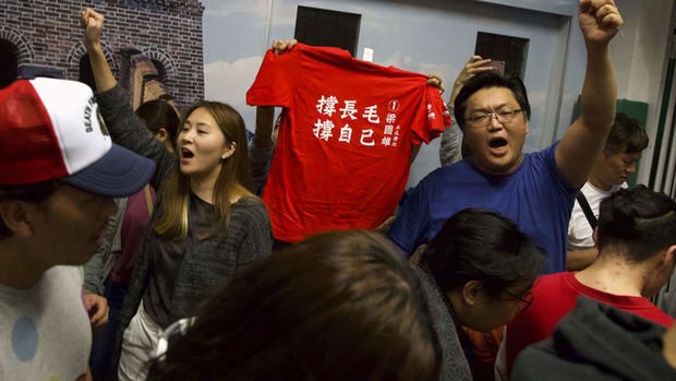 Çin/Yi: Hong Kong Çin topraklarının parçası olmaya devam edecek