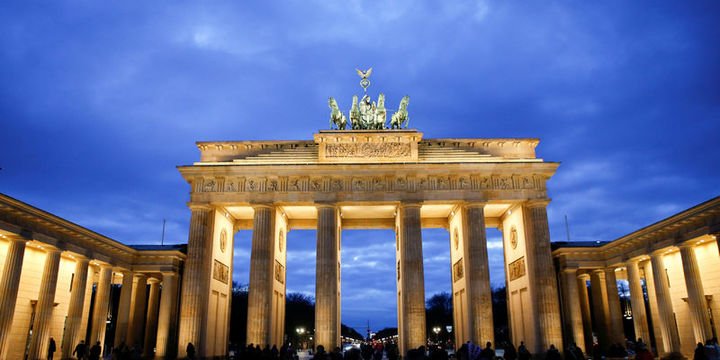 2240330_720x360.jpg
