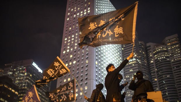 İngiltere MB: Hong Kong'dan 5 milyar dolarlık çıkış oldu