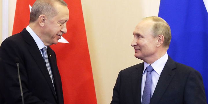 2242236_720x360.jpg