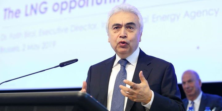 2242968_720x360.jpg