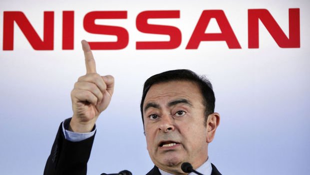 Ghosn 'hileli' Japon adalet sisteminden kaçtığını söyledi