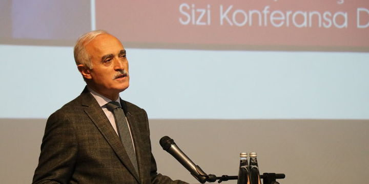 2243494_720x360.jpg