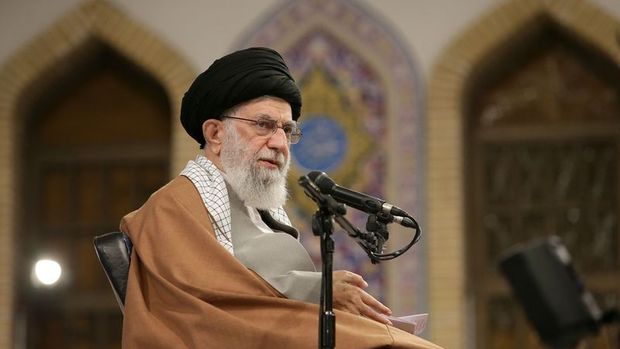 İran lideri Hamaney: ABD'ye bir tokat atıldı ama bu yeterli değildir