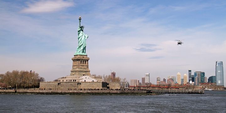 2243821_720x360.jpg