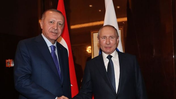 Erdoğan Rusya Devlet Başkanı Putin'le görüştü