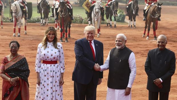 ABD ve Hindistan 3 milyar dolarlık savunma anlaşması yaptı
