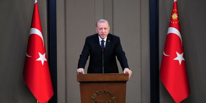 2247794_720x360.jpg