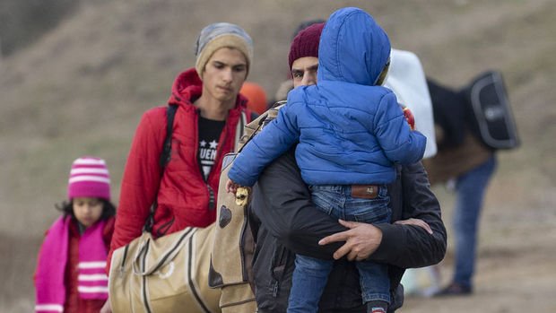 Edirne üzerinden ayrılan göçmen sayısı 76 bini geçti