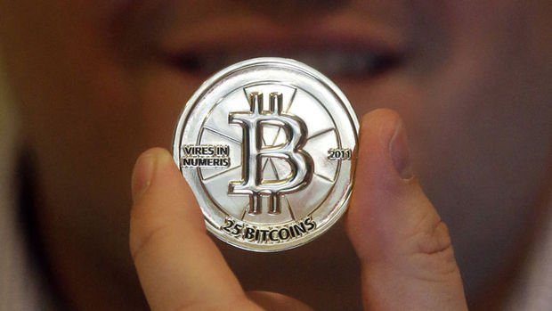Bitcoin'de kayıplar % 25'i aştı, 6 bin doların altını gördü