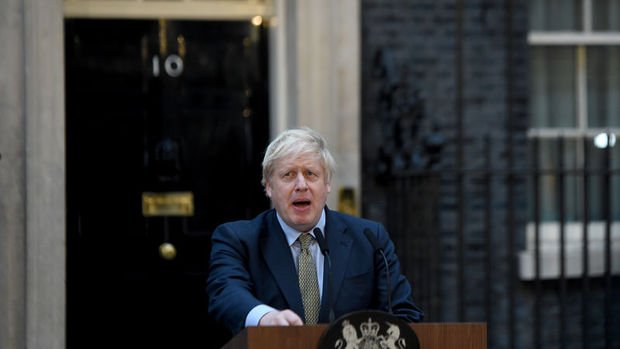 İngiltere Başbakanı Johnson'un koronavirüs testi pozitif çıktı