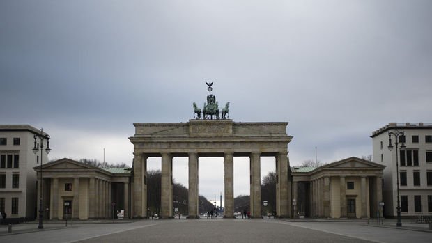 Almanya virüs nedeniyle ekonomide yüzde 5 daralma bekliyor 