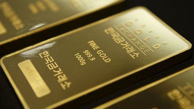 Altın ağırlaşan ekonomik koşullar ile kazancını korudu