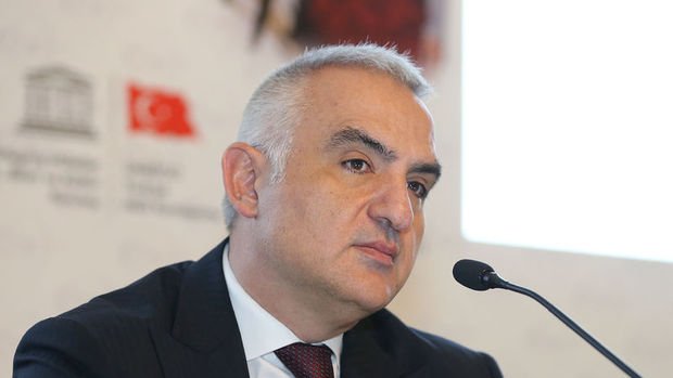 Turizm Bakanı Ersoy'dan turizm sektörüne 2 yeni haber