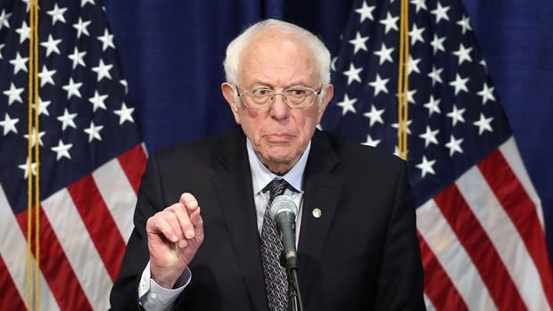 ABD'de Demokrat Başkan aday adayı Sanders yarıştan çekildi