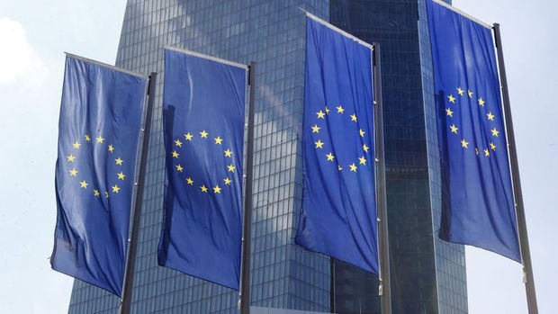 Euro Bölgesi'nde 7 yıllık büyümenin durması bekleniyor