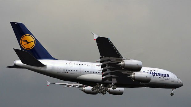 Lufthansa Grubu ilk çeyrekte 2,1 milyar euro zarar açıkladı