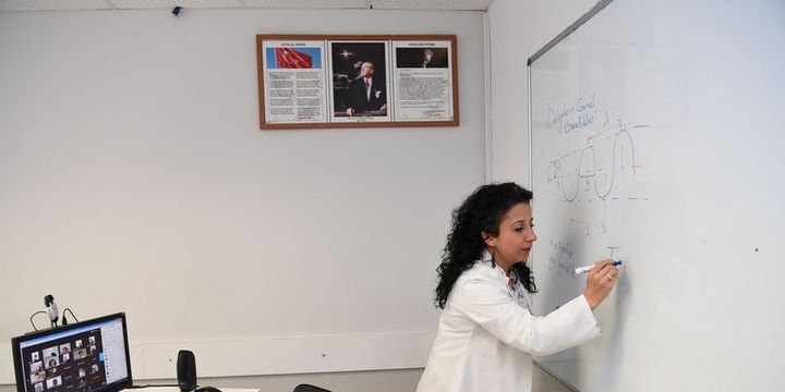 2258023_720x360.jpg