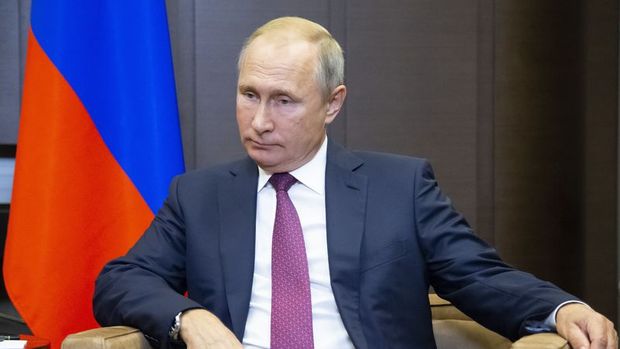 Putin’e 2036'ya kadar başkanlık yolunu açan halk oylamasından 