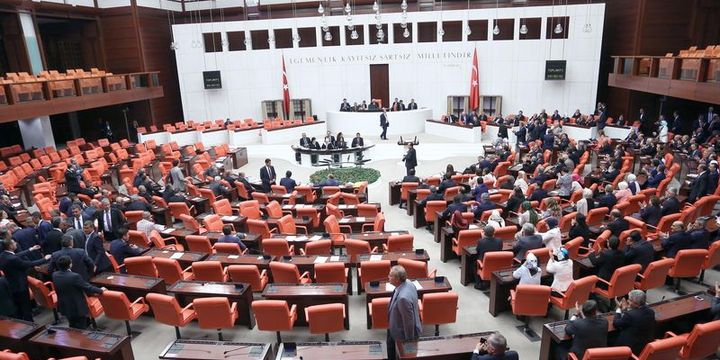 2259542_720x360.jpg