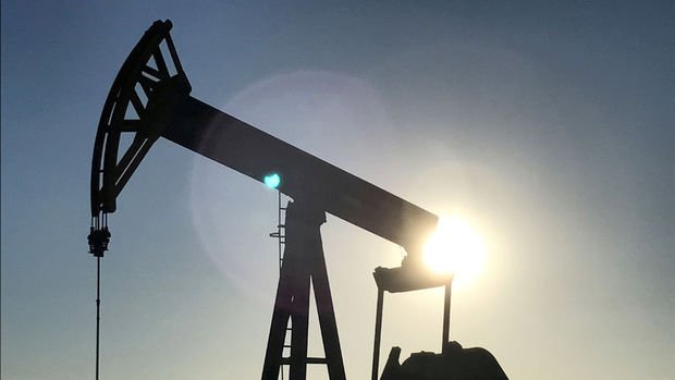Brent petrolün varili 43.61 dolar