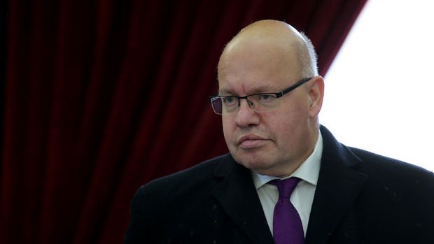 Almanya Ekonomi Bakanı Altmaier artan yeni Kovid-19 vakalardan dolayı endişeli