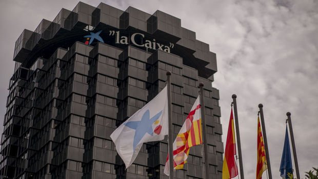 İspanya'da Caixabank ve Bankia birleşme kararı aldı