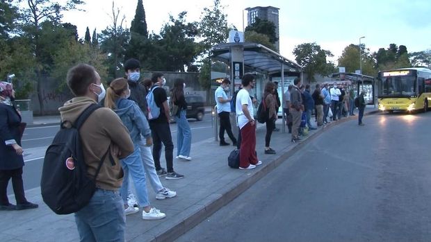 İstanbul'da kademeli mesai saati uygulaması başladı