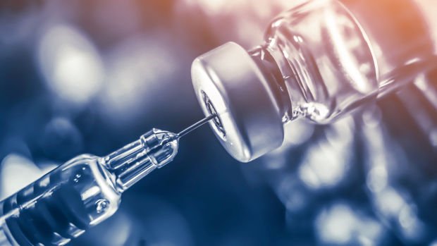 Pfizer'in aşı denemesinin sonuçları rakiplerinden önce alınabilir