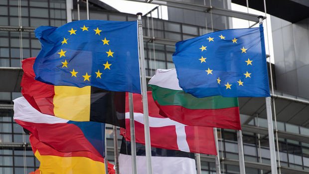 Euro Bölgesi'nde son çeyrekte yüzde 2,2 büyüme bekleniyor