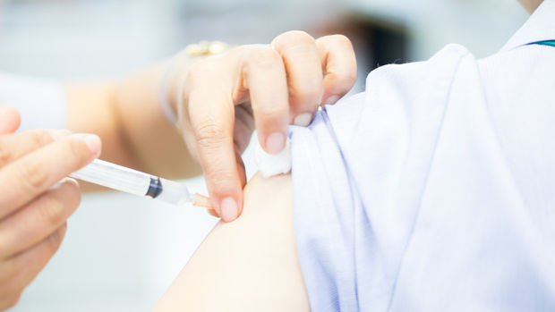 Sağlık Bakanlığı: Belirlenen risk gruplarına influenza aşısı yapılması öngörülmüştür