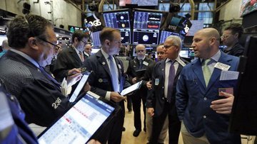 ABD'de endeksler vaka artışına ve teşvik paketine dair be...