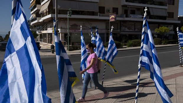 Yunanistan ulusal karantina kararı aldı