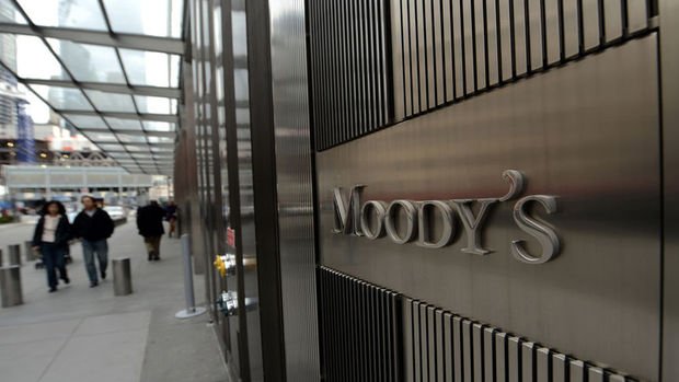 Moody’s: Toparlanma artan vakaların tehdidi altında