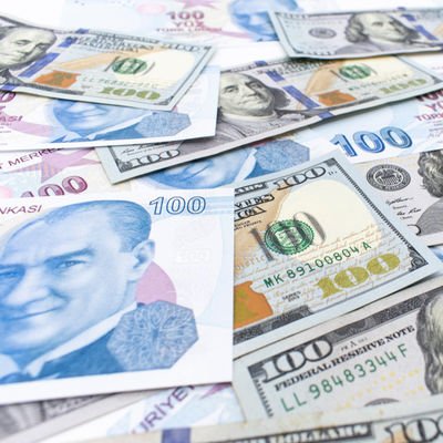 Dolar/TL'de yükseliş yüzde 3'ü aştı