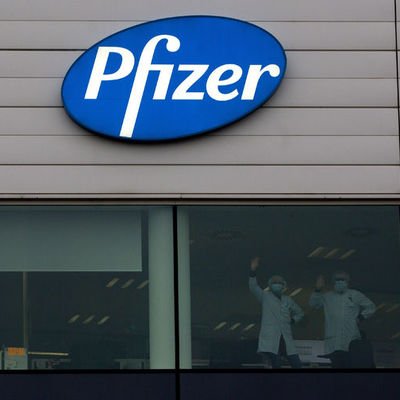 Pfizer 2020 aşı üretim hedefini yarıya düşürdü